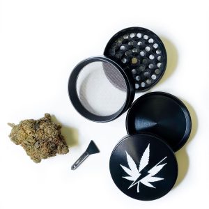 Buy EZWeed Grinder - Black/Leaf EZ Weed Online